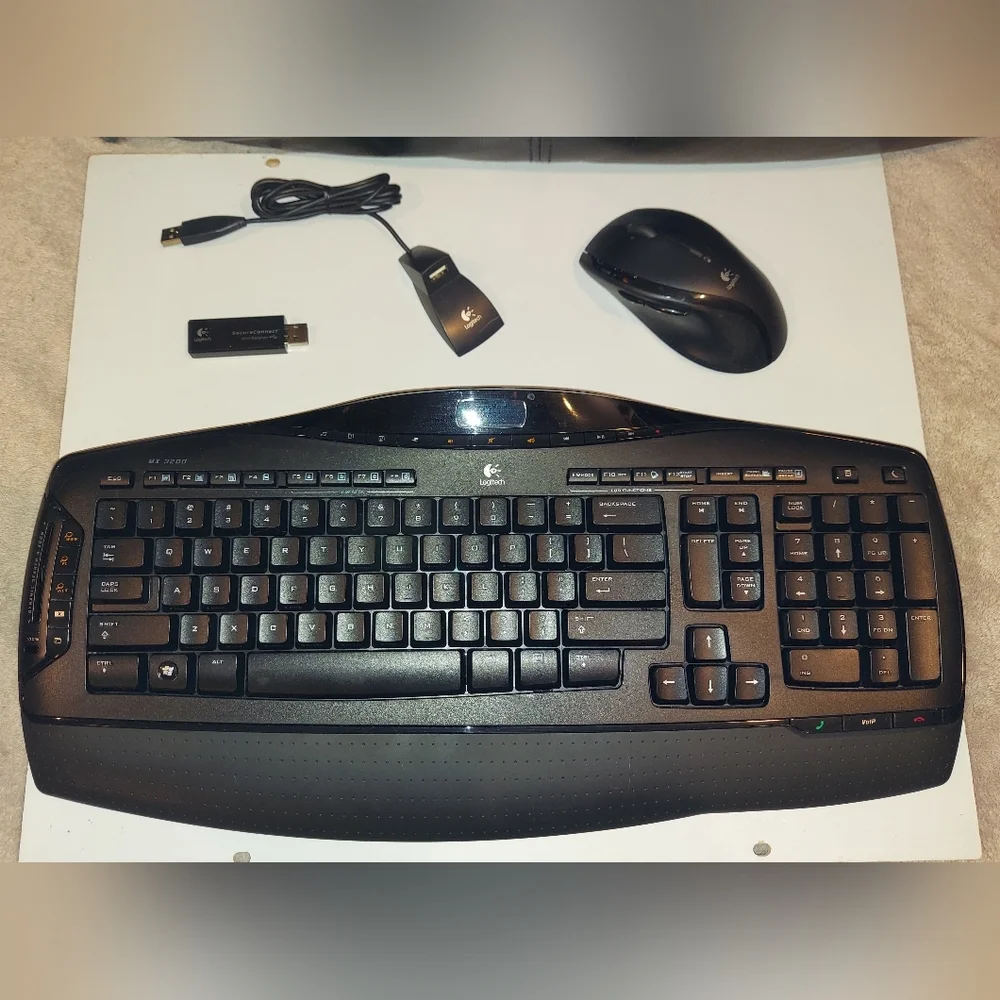 LOGITECH CORDLESS LASER KEYBOARD WITH CORDLESS LASER MOUSE & USB RECEIVER